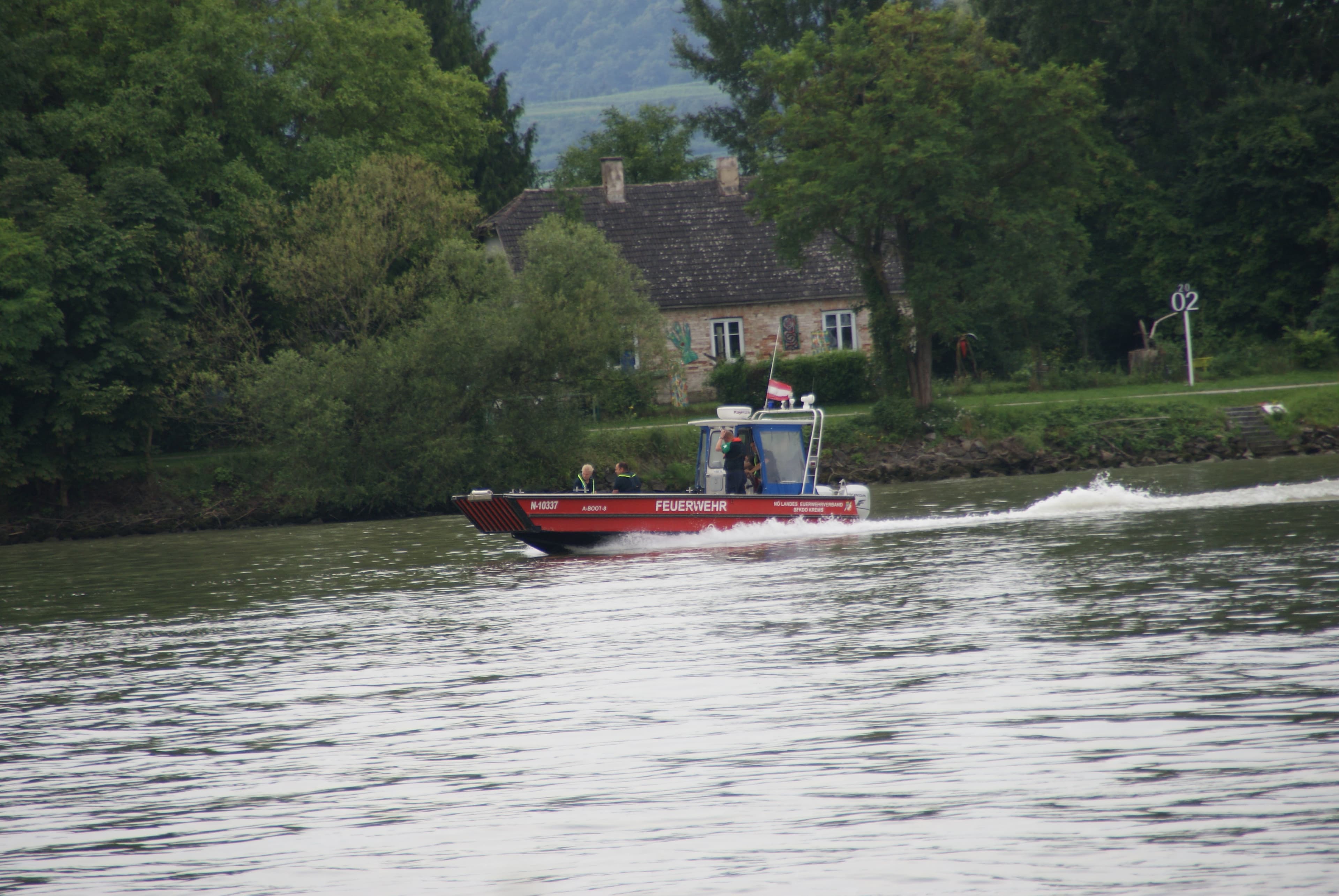 Gallery image 3 - Ausbildungsprüfung Feuerwehrboot in Gold
